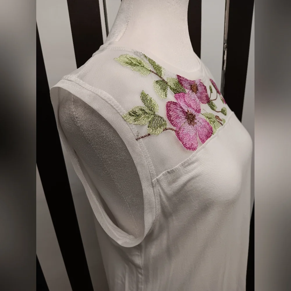 Pebble and stone tank top - Picture 9 of 13